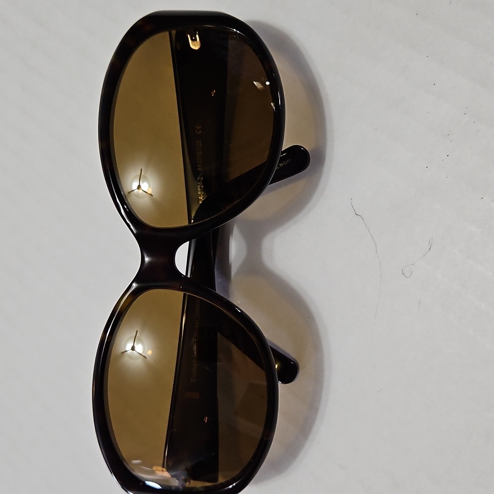 Elizabeth Arden 5124-2 61-16-125 Brown Sunglasses w Gold Accents Frames